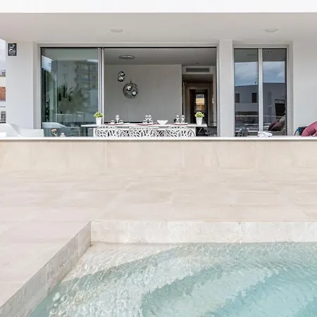 Apart-rent Av Platja Santa Margarita 2010