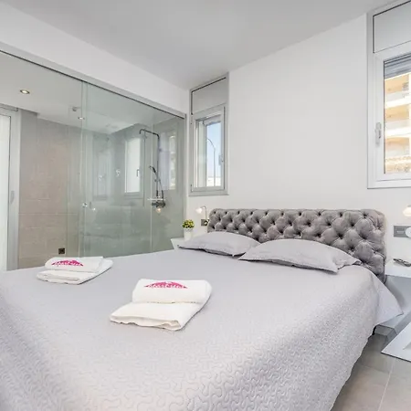 Apart-rent Av Platja Santa Margarita 2010 Roses