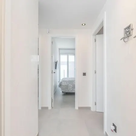 Apart-rent Av Platja Santa Margarita 2010 * Roses